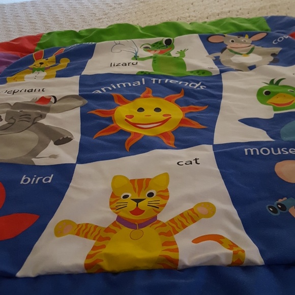 Floor Mat with Animal Friends Prints for Child. - Picture 2 of 6